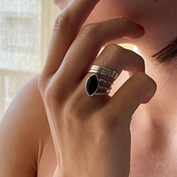 Anillo plata y azabache Colección Cobra - Imagen 1