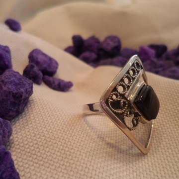 Anillo  Plata y Azabache, de forma cuadrada ,B140 SV - Imagen 2