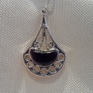 Pendiente Plata y Azabache, con forma de riñón - Imagen 2